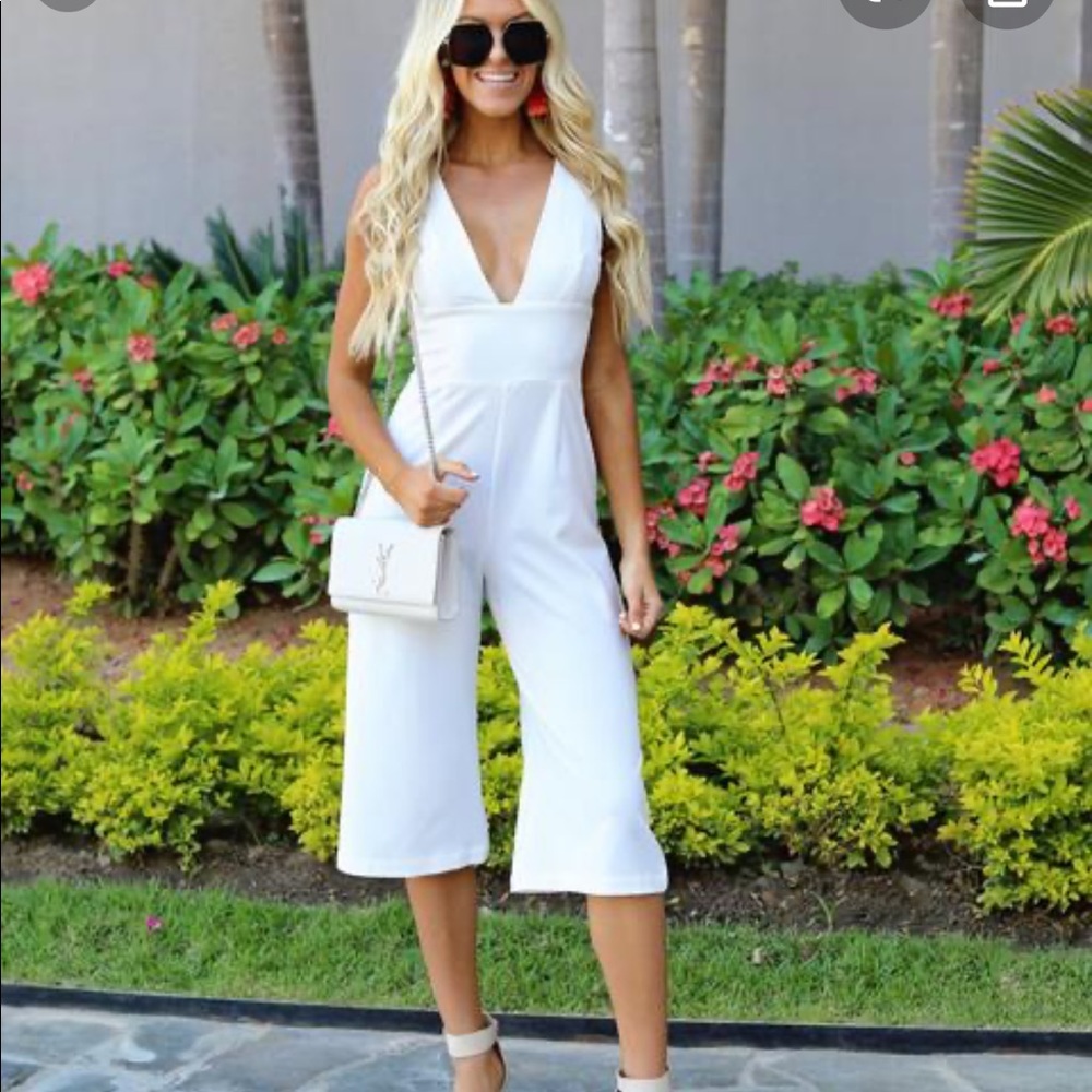NWT Pedregal Sleeveless white jumpsuit